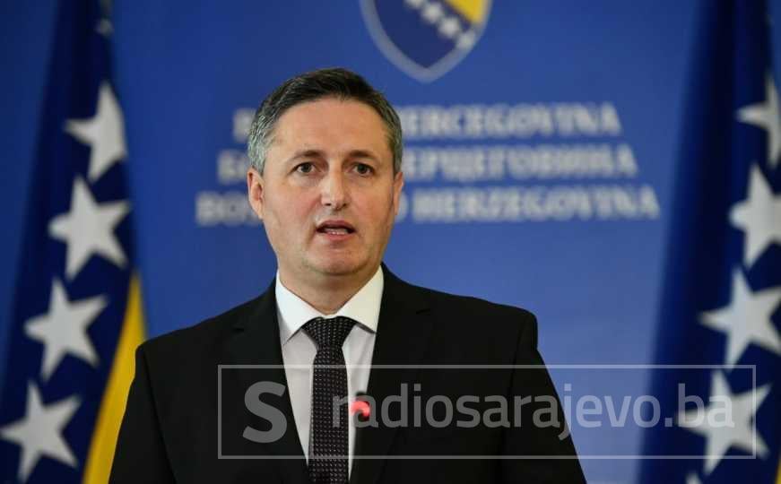 Bećirović poslao poruku glasačima: "Morate znati da vas neću nikada izdati! Ni za kakve novce!"